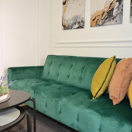 Luxury City Studios Curtea de Argeş Esterno foto