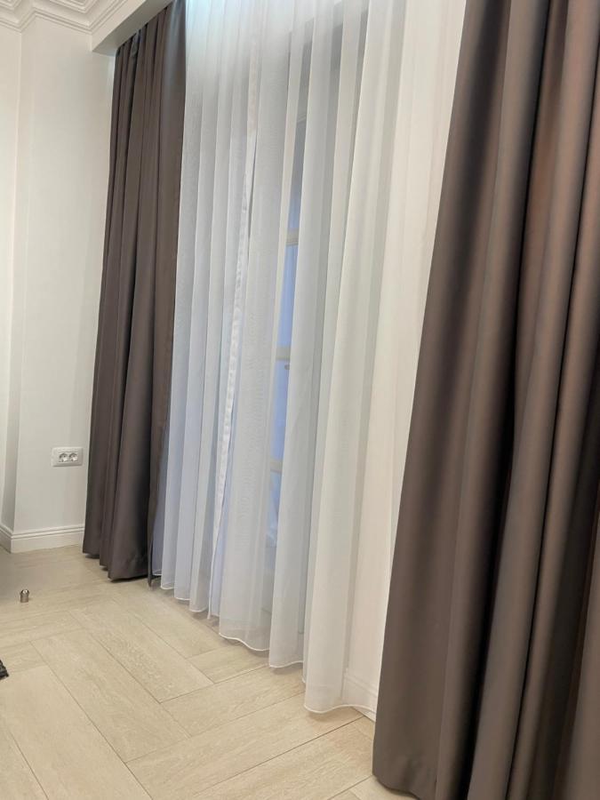 Luxury City Studios Curtea de Argeş Esterno foto