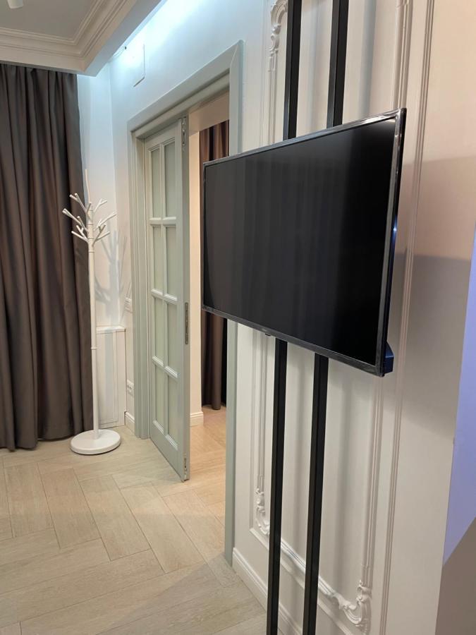 Luxury City Studios Curtea de Argeş Esterno foto